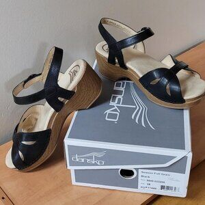 Dansko Season Full Grain Black sandals size 38